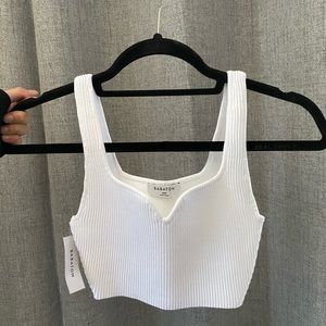 BABATON/aritzia sculpt knit notch tank